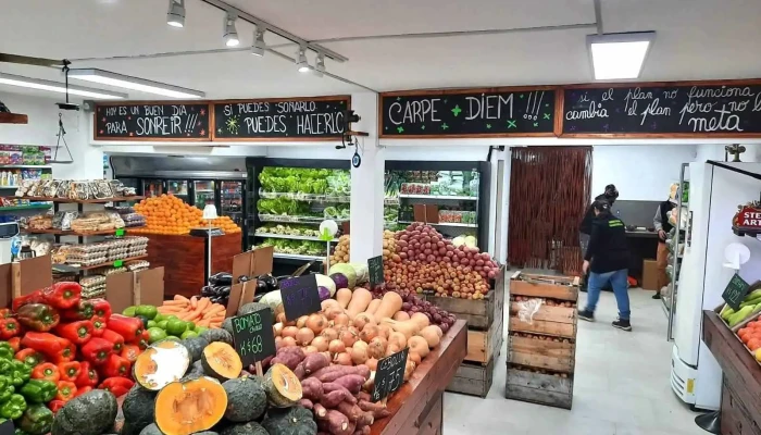 Mercado Shangrila frutas y verduras - 15005 Ciudad De La Costa