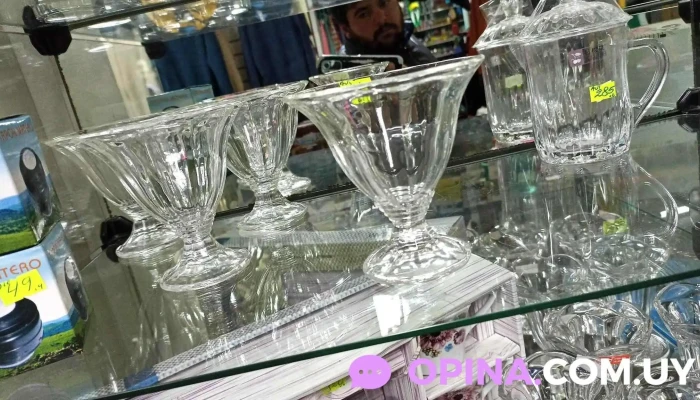 Mini Market - J. P. Mayol Ponce