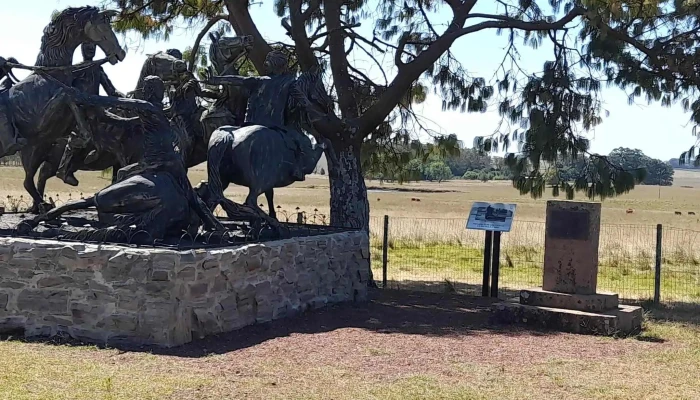 Monumento A La Batalla De Tupambae Comentario 1 - Lugar de interés histórico