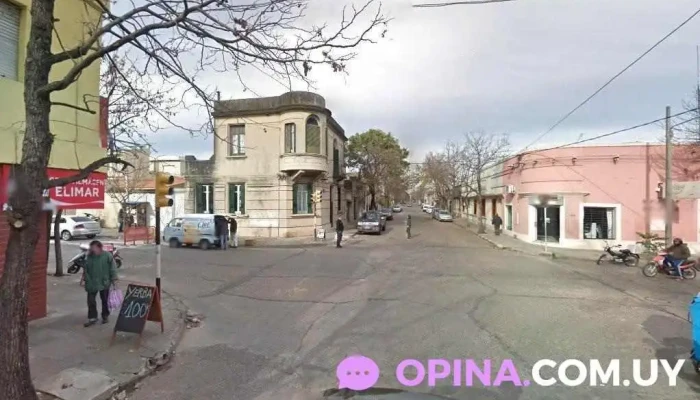 Moreira - Ituzaingo Esquina