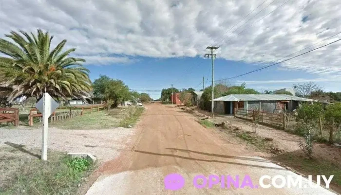 Motel Casa Blanca - 33000 Treinta Y Tres