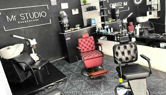 Mr Studio Barbershop - 11700 Montevideo