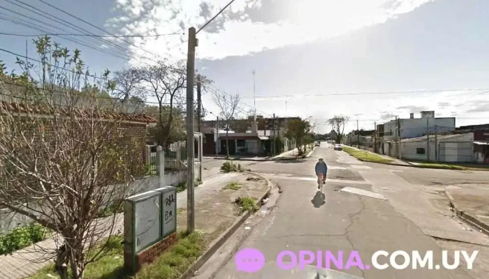 Multimedio Tv Total Canal Uruguayo - 12100 Montevideo