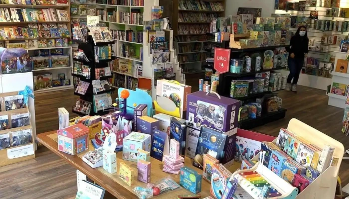 Mundo Didactico Libreria Infantil   Juvenil Jugueteria Didactica Interior - Maldonado