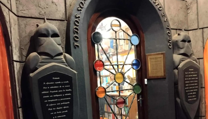 Mundos Invisibles -  Catalogo - Montevideo