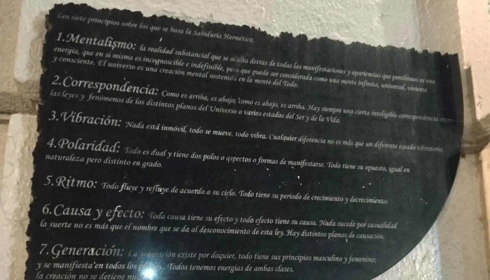 Mundos Invisibles -  Donde - Montevideo