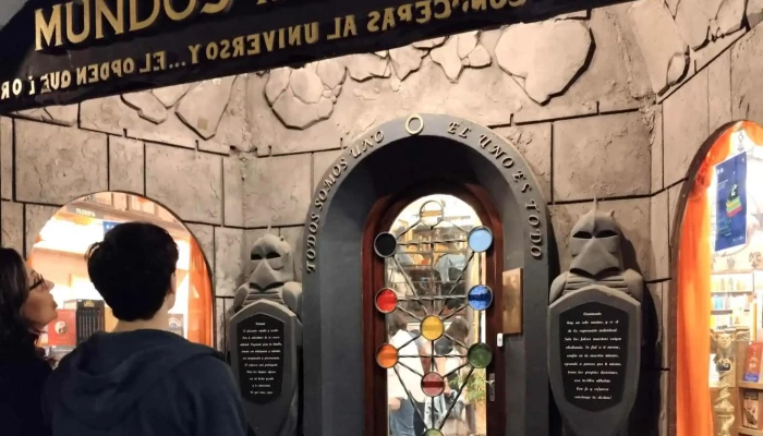 Mundos Invisibles - Montevideo