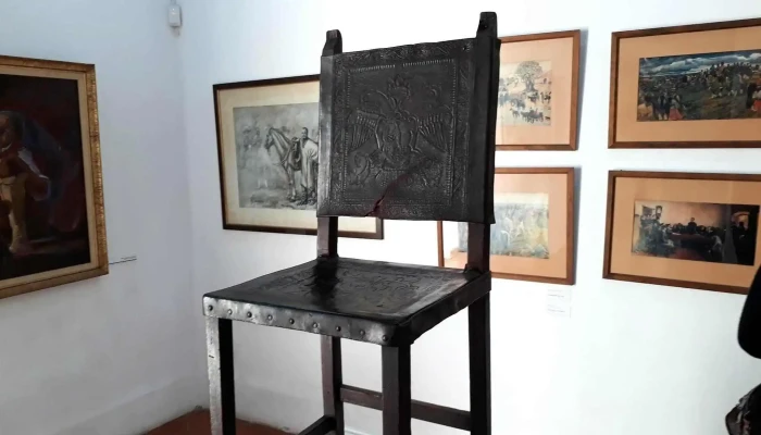 Museo Histórico - Casa de Artigas - Av. Gral. Jose Gervasio Artigas