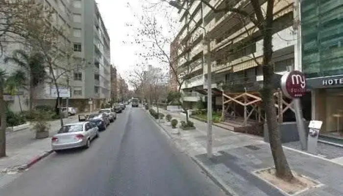 My Suites Hotel Montevideo:  Street View Y 360 - Hotel