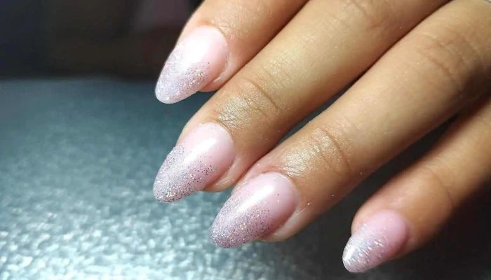 Nails Studio by Tania - Uñas esculpidas y esmaltado semipermanente - 75000 Dolores