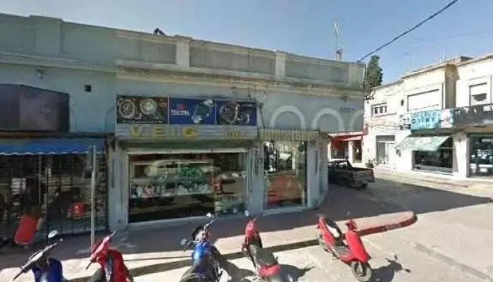 Nueva Bistro:  Street View Y 360 - Cafetería