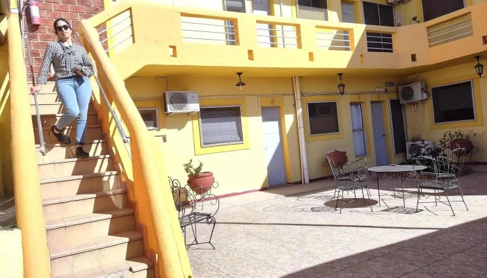 Nuevo Hotel Uruguay - Av. Gral. Artigas