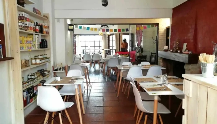 Oli Healthy Food:  Todo - Restaurante vegano