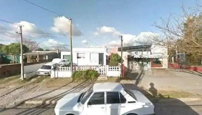 Oliplus -  Cerca De Mi - Paysandú