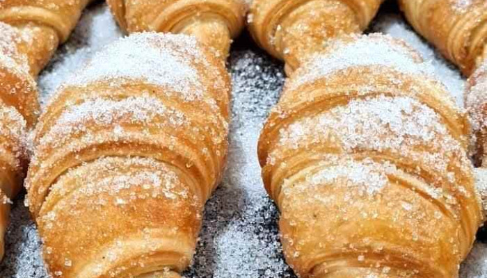 Panaderia Aprenda Pasteleria Y Rotiseria Croissant - Panadería