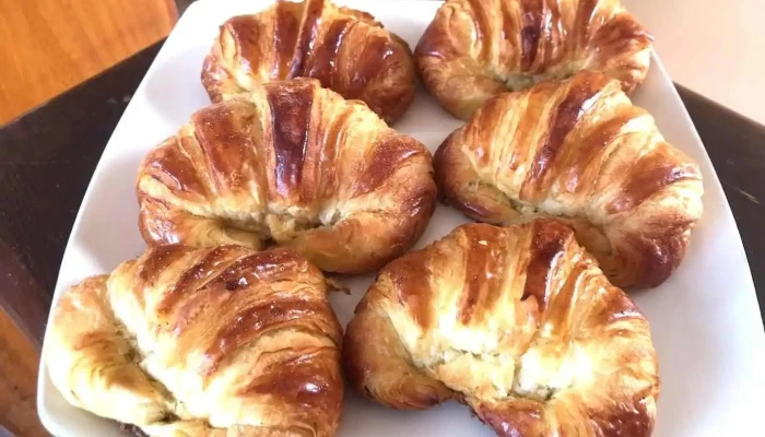 Panaderia Artesanal Los Rodriguez Comida Y Bebida - Panadería