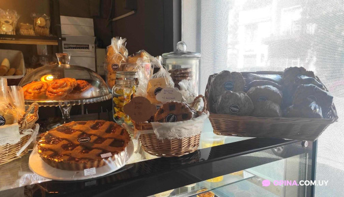 Panaderia Asencio Comidas Y Bebidas - Panadería