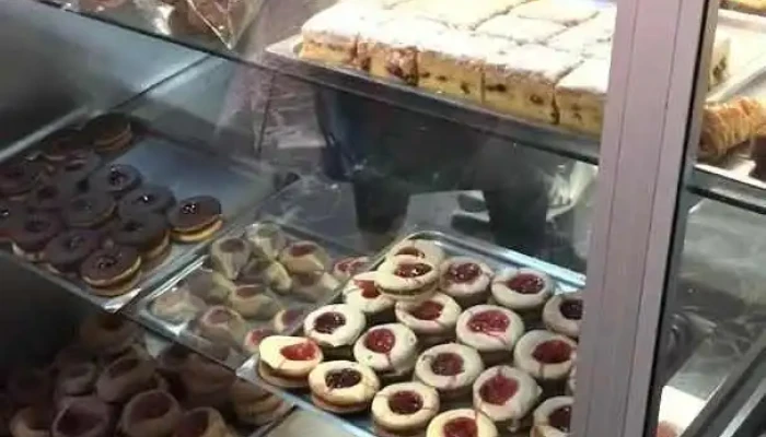 Panaderia Confiteria Florida Videos - Panadería