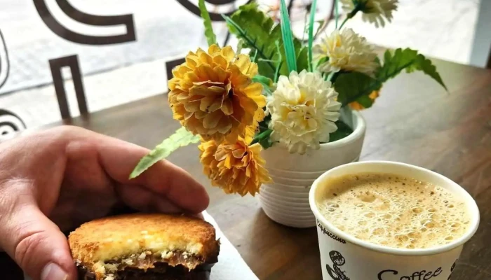 Panaderia Dos Avenidas Comidas Y Bebidas - Panadería