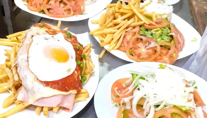 Panaderia El Manjar Comidas Y Bebidas - Panadería