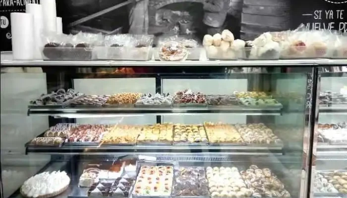 Panaderia El Nuevo Molino:  Ambiente - Panadería