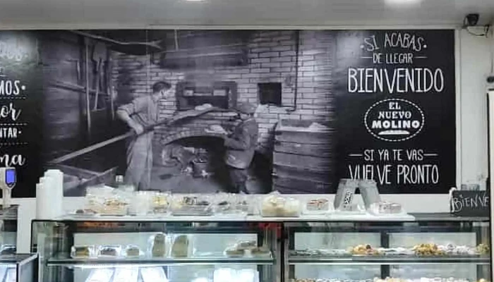 Panaderia El Nuevo Molino:  Comentario 2 - Panadería