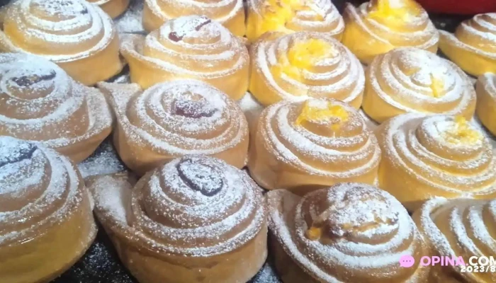 Panaderia Nadal Comida Y Bebida - Panadería