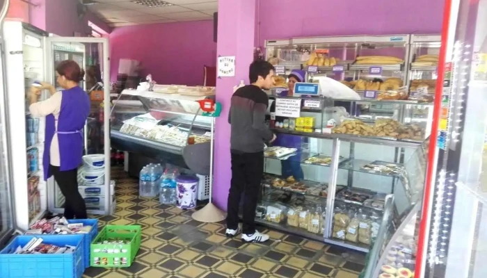 Panaderia Nueva Salto:  Ambiente