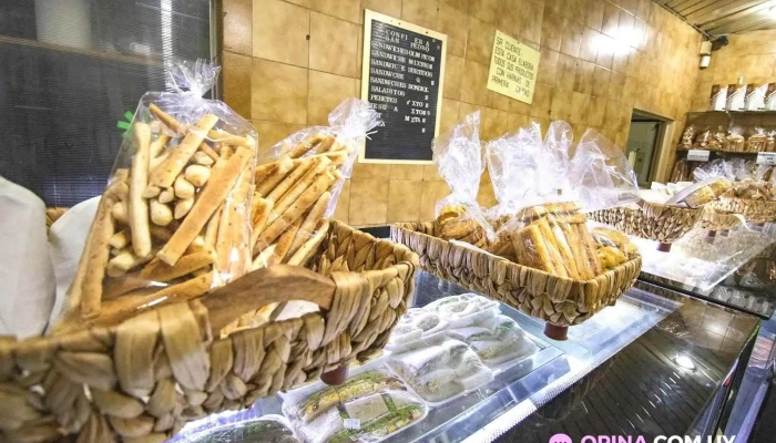 Panaderia San Pedro Comida Y Bebida