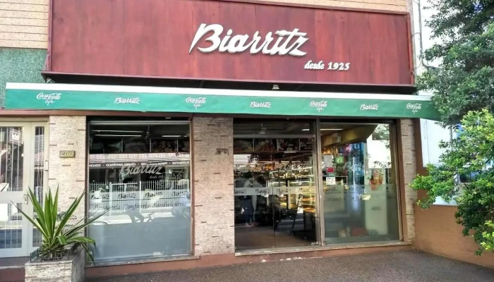 Panaderia Y Confiteria Biarritz Montevideo - Panadería