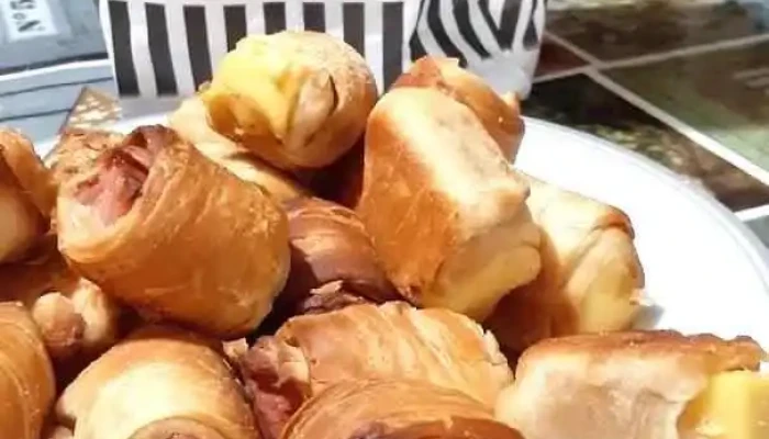 Panaderia Y Confiteria Juanes Stelar Comida Y Bebida - Panadería