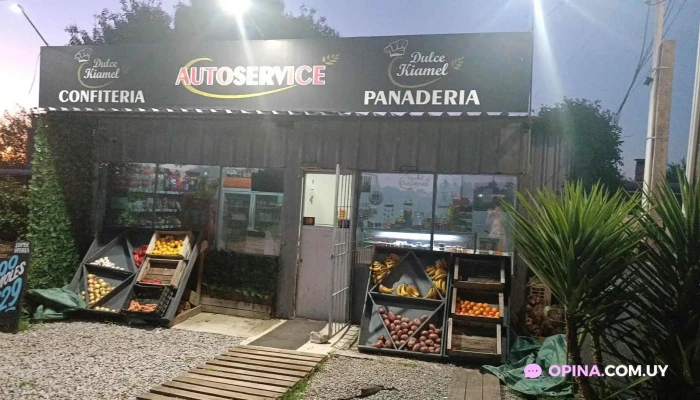 Panaderia Y Confiteria Kiamel Del Propietario