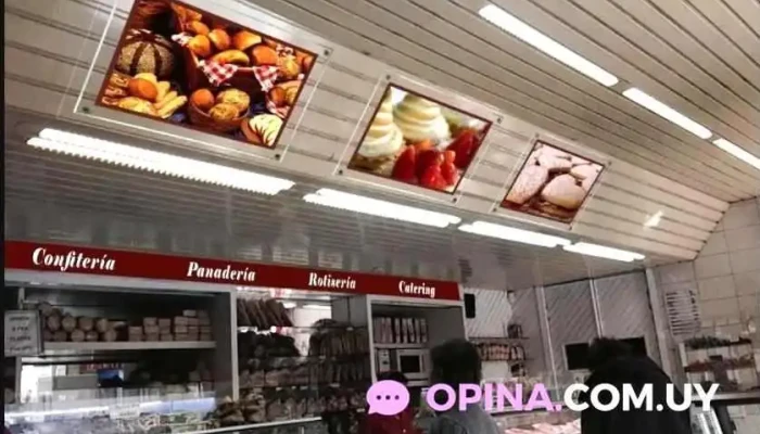 Panaderia Y Confiteria La Mascota Ambiente