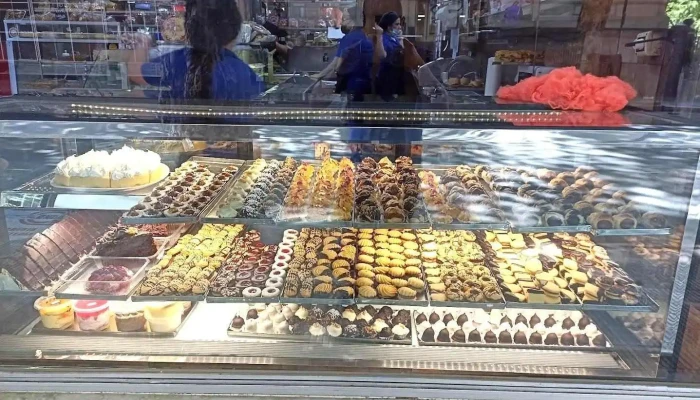 Panaderia Y Confiteria Onda:  Ambiente - Panadería