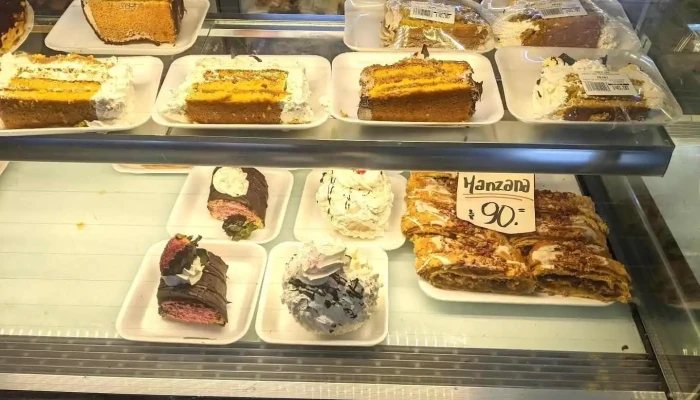 Panaderia Y Confiteria Pronta Luna Ambiente