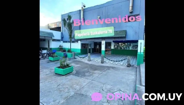 Papeleria Euskalerria 70 Videos - Montevideo