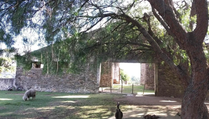 Parque Arqueológico Mina La Oriental - Departamento De Maldonado