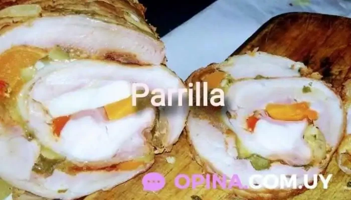 Parrilla La Escondida:  Comida Y Bebida