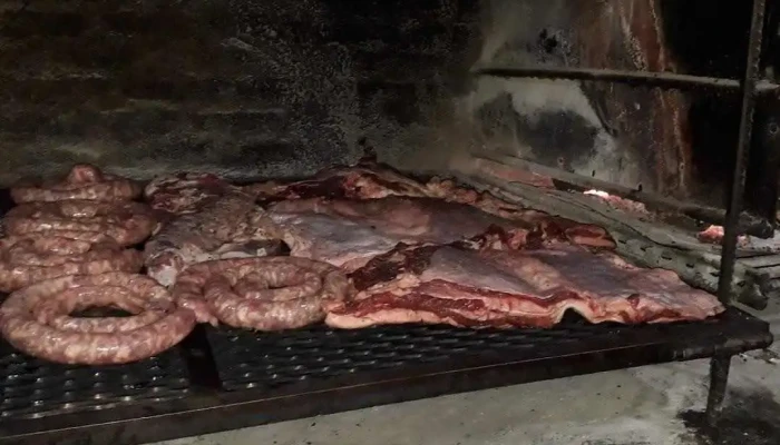 Parrilla Lo De Rafa Comida Y Bebida