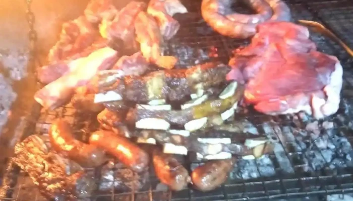 Parrillada De Don Julio:  Comida Y Bebida