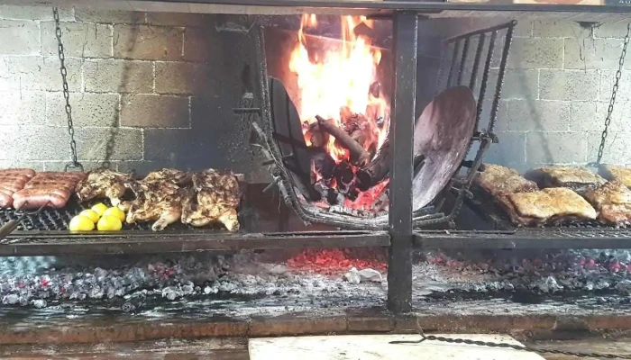 Parrillada El Fenix Playa Pascual