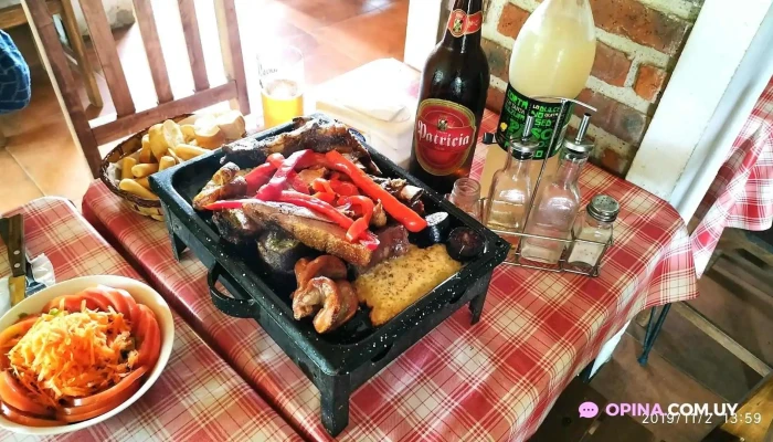 Parrillada El Poto Comida Y Bebida