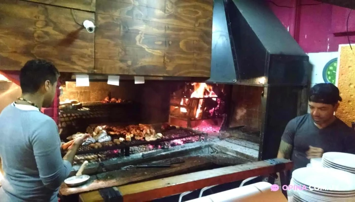 Parrillada El Rebenque:  Ambiente - Restaurante