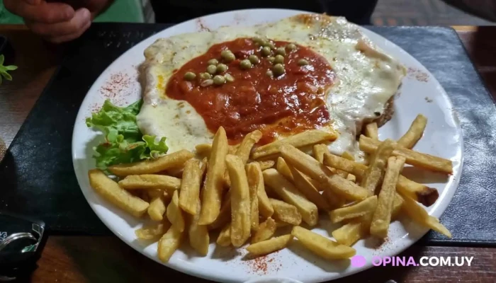 Parrillada La Balanza:  Milanesa