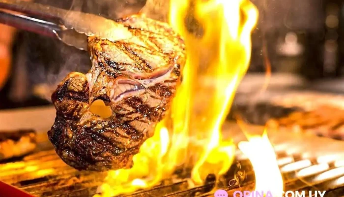 Parrillada La Criolla:  Comida Y Bebida