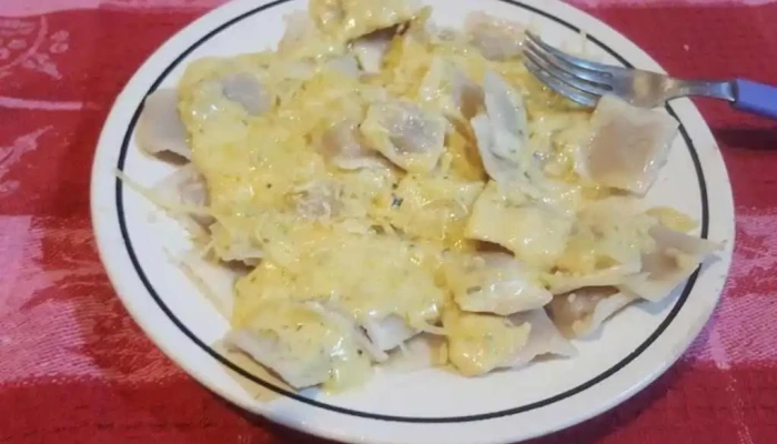 Pastas Caseras Y Rotiseria C Y C:  Comida Y Bebida