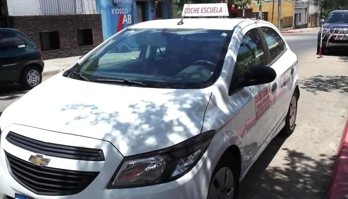 Patricia Coche Escuela - Salto