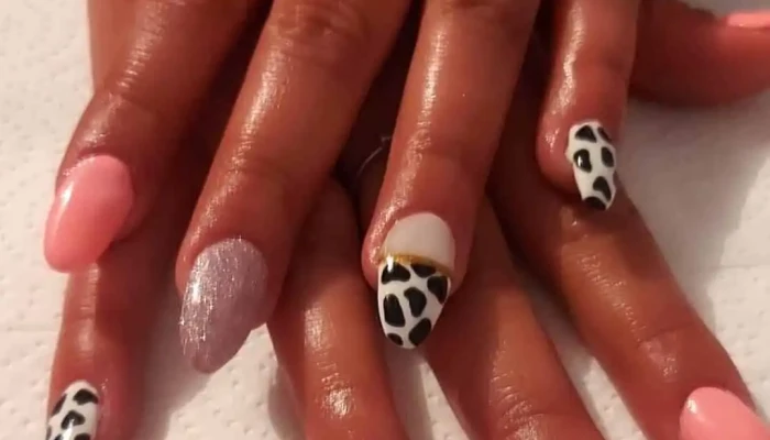 Peluquería Ale Porro - Departamento De Río Negro