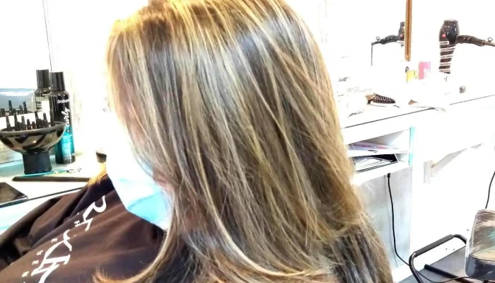 Peluquería Amelie - Salon de belleza - Peluquería en Carrasco - Peluqueria Amelie