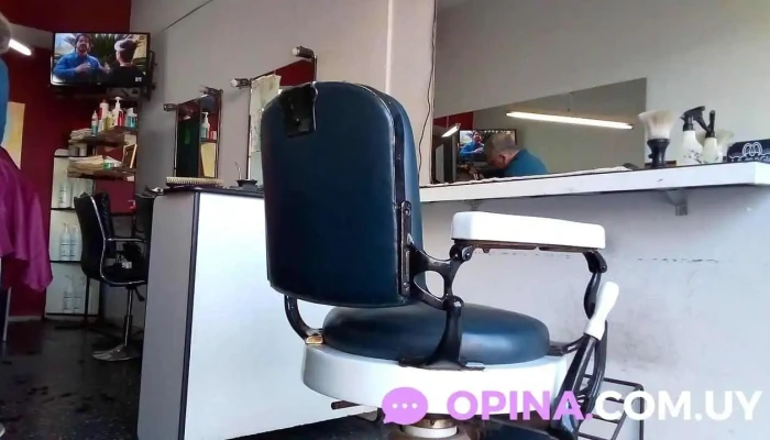 Peluquería y barbería Miguel Núñez - 11400 Montevideo